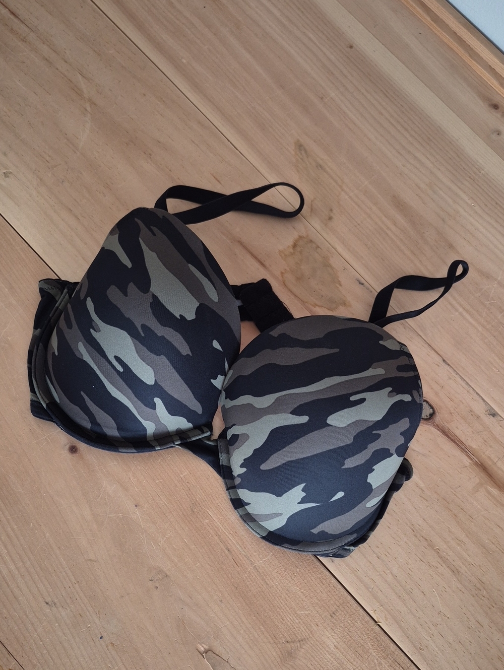 La SENZA - Camo Push-Up Bra in Olive and Black
